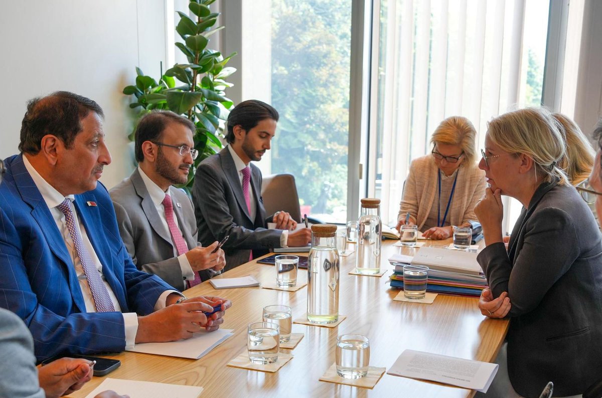 Ministry of Foreign Affairs - Qatar (@mofaqatar_en) on Twitter photo Qatar's Advisor to Prime Minister and Foreign Ministry Spokesperson <a href="/majedalansari/">د. ماجد محمد الأنصاري Dr. Majed Al Ansari</a> Meets EU Director-General for Middle East and North Africa
#MOFAQatar Qatar's Advisor to Prime Minister and Foreign Ministry Spokesperson <a href="/majedalansari/">د. ماجد محمد الأنصاري Dr. Majed Al Ansari</a> Meets EU Director-General for Middle East and North Africa
#MOFAQatar