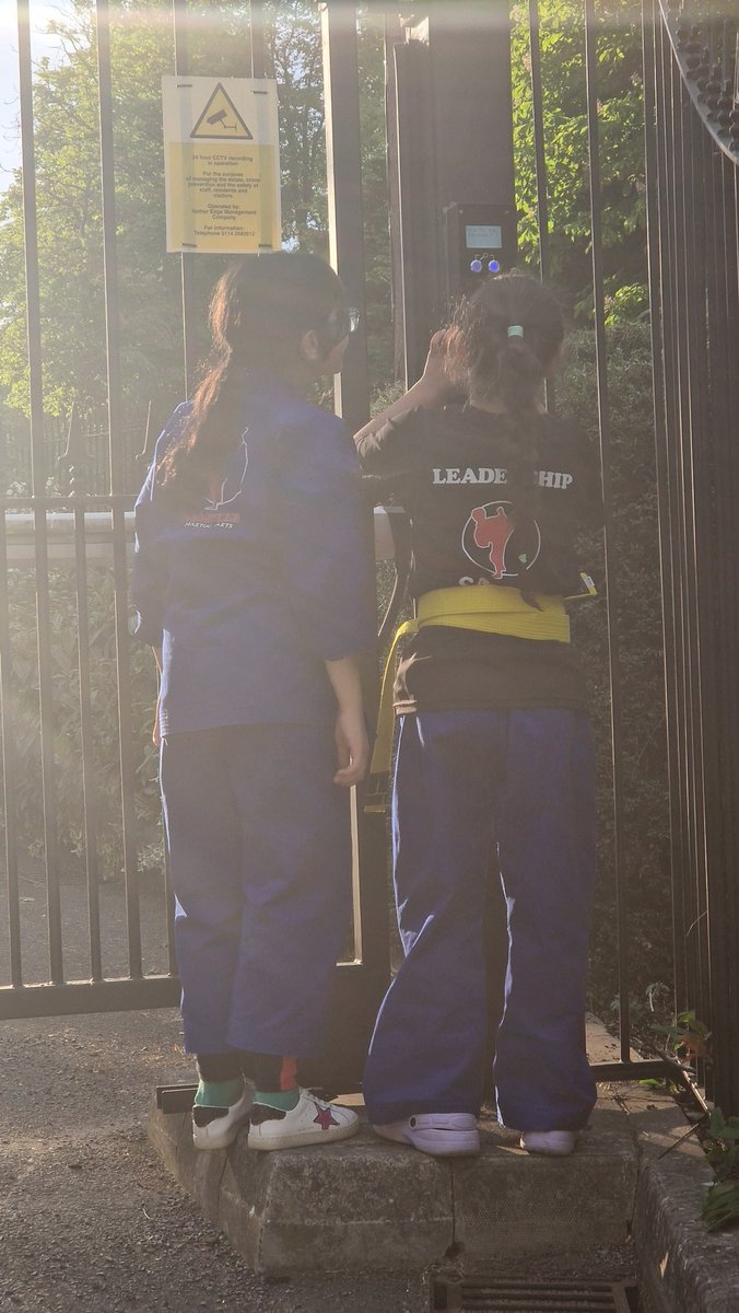 How many martial artists does it take to open a door?? 🤣🤣🤪🤪