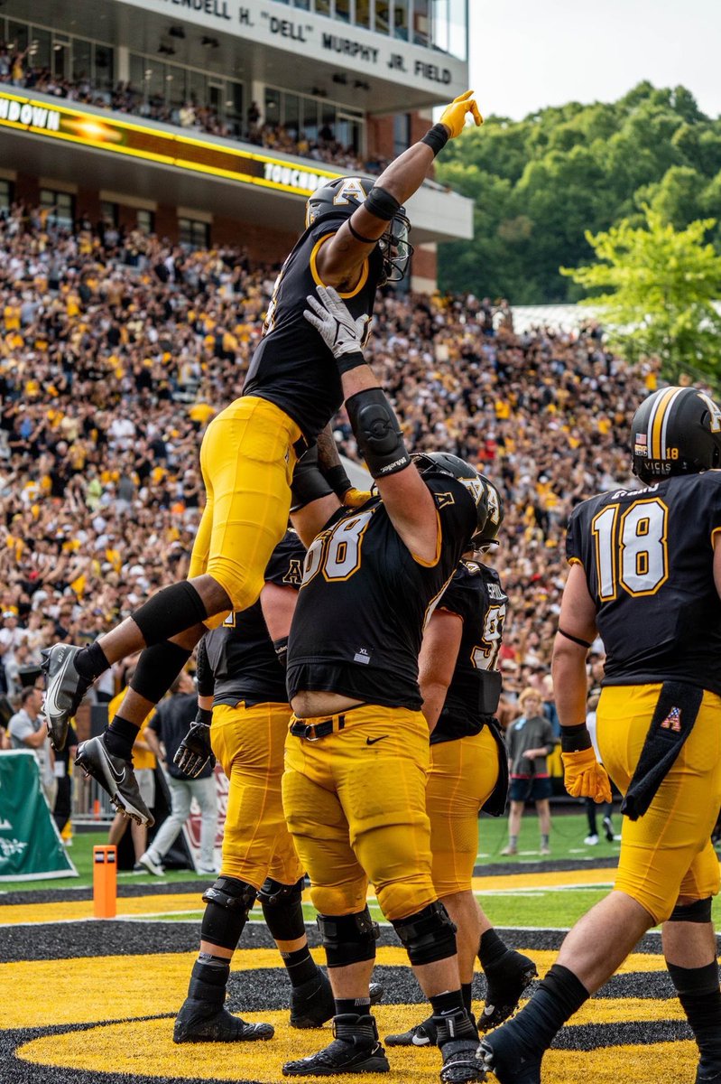 Kentz brown⭐️ (@kentzbrown2028) on Twitter photo #AGTG After a great conversation with coach <a href="/CoachYurachek/">Ryan Yurachek</a> I am truly blessed to say i have received an offer from the University of Appalachian State <a href="/Dowell_Loggains/">Dowell Loggains</a> <a href="/CoachLovelady/">Antonio Lovelady</a> <a href="/dumasbobcatsfb/">Dumas Bobcats Football</a> <a href="/_Sherodrick/">#CoachOfTheYear🏆</a> <a href="/tctabler/">PrepRedZoneTom Tabler</a> <a href="/coachtottenqb/">Roger Totten, II</a> <a href="/AppState_FB/">App State Football</a> <a href="/On3Recruits/">Follow @Rivals</a> #AGTG After a great conversation with coach <a href="/CoachYurachek/">Ryan Yurachek</a> I am truly blessed to say i have received an offer from the University of Appalachian State <a href="/Dowell_Loggains/">Dowell Loggains</a> <a href="/CoachLovelady/">Antonio Lovelady</a> <a href="/dumasbobcatsfb/">Dumas Bobcats Football</a> <a href="/_Sherodrick/">#CoachOfTheYear🏆</a> <a href="/tctabler/">PrepRedZoneTom Tabler</a> <a href="/coachtottenqb/">Roger Totten, II</a> <a href="/AppState_FB/">App State Football</a> <a href="/On3Recruits/">Follow @Rivals</a>