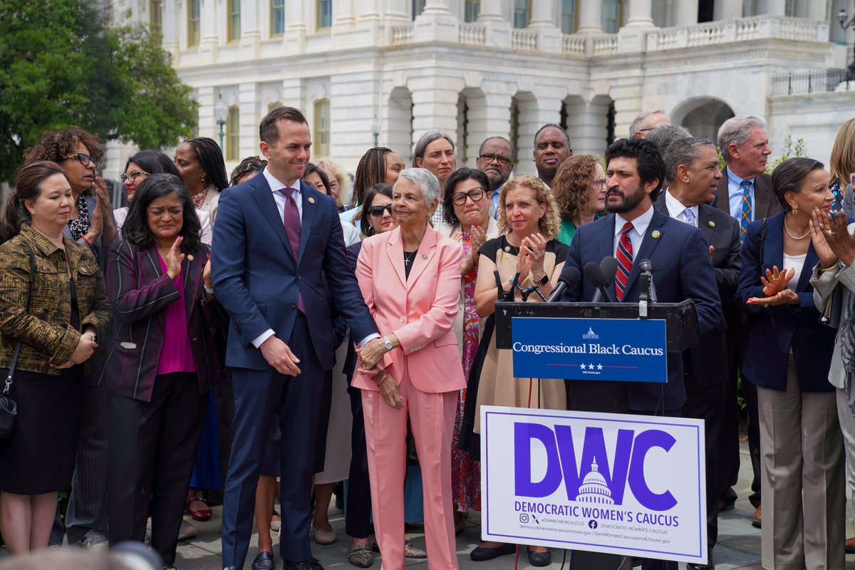 Today I stood with my colleagues from NJ, and in the <a href="/TheBlackCaucus/">The Black Caucus</a>, <a href="/USProgressives/">Progressive Caucus</a> and <a href="/DemWomenCaucus/">Democratic Women's Caucus</a> to show our unified support for <a href="/RepLaMonica/">Rep. LaMonica McIver</a> 

These charges are baseless and politically motivated. We won't be intimidated.
