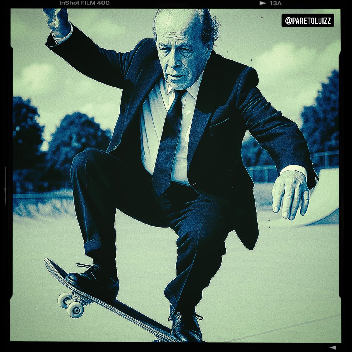 paretoluizz's tweet image. Quem foi Mario Henrique Simonsen?

Feat. Simonsen Boladão (criado pelo #ChatGPTo e editado no Inshot) 🎨📸🧑‍💻