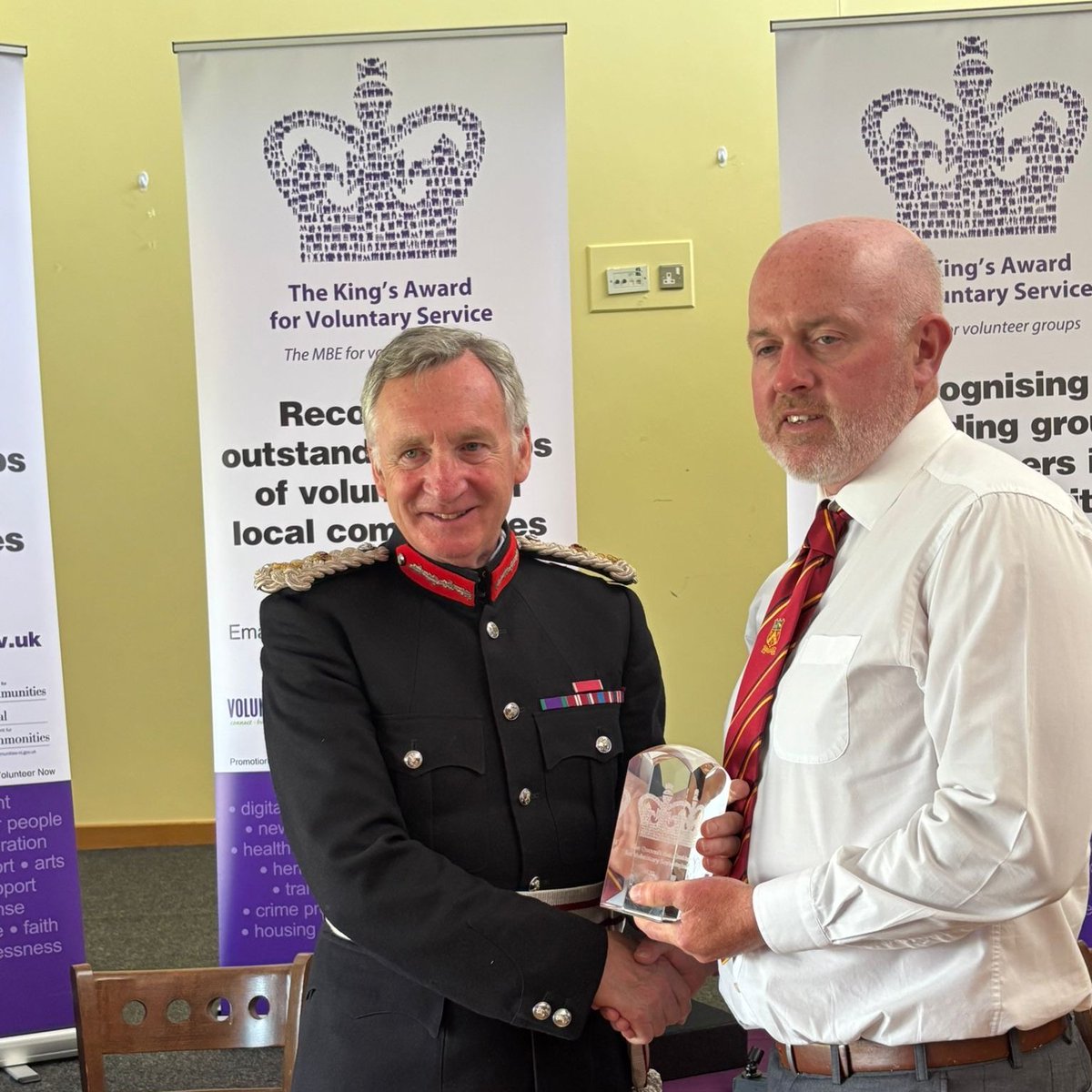 KAVS-NI (@kavsni) on Twitter photo Huge congratulations to Bready Cricket Club who received the King's Award for Voluntary Service from the Lord Lieutenant for County Tyrone at an event on Sunday afternoon. <a href="/KingsAwardVS/">The King's Award</a> Huge congratulations to Bready Cricket Club who received the King's Award for Voluntary Service from the Lord Lieutenant for County Tyrone at an event on Sunday afternoon. <a href="/KingsAwardVS/">The King's Award</a>