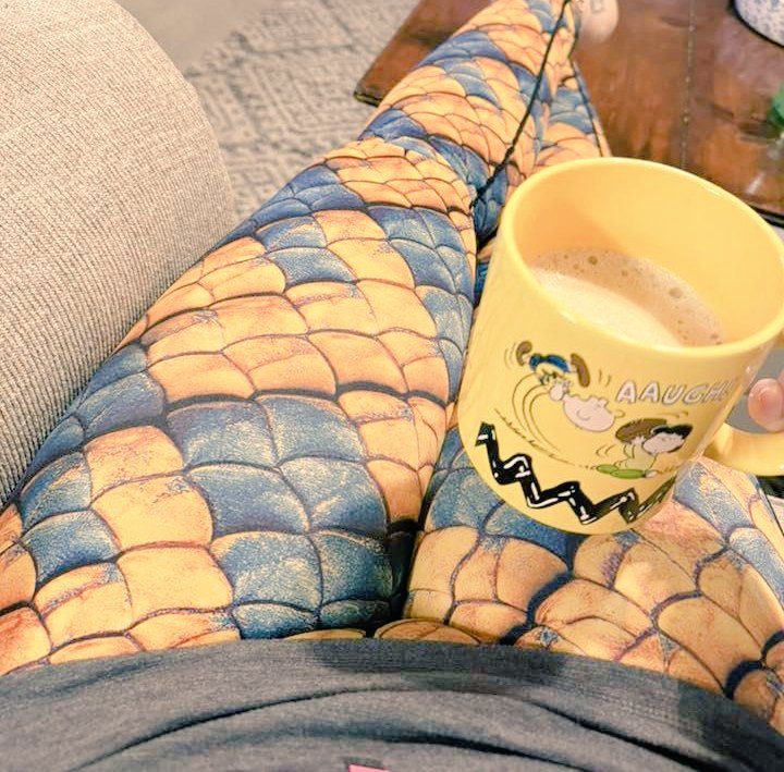 الحياة قرف وملل صار بدها شوقر دادي يغير حياتنا ملينا من الطفرانين وعفن الولاد الصغار 🫡🫡💋🫡💋#شوقردادي