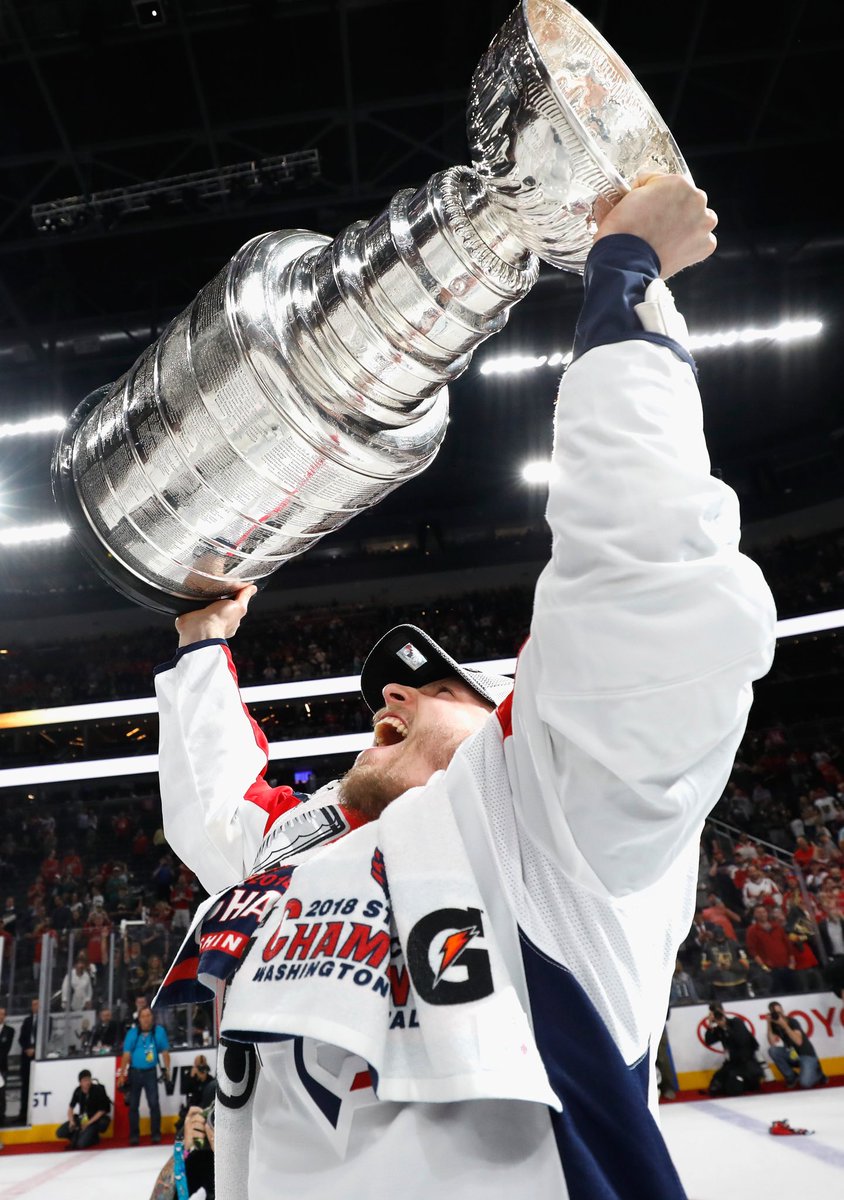 B/R Open Ice tweet media