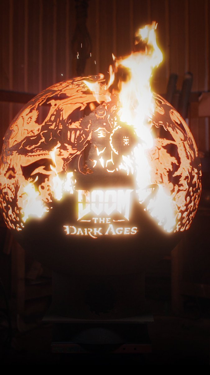 FirepitCompany's tweet photo. @Bethesda_UK We brought the fire! 🔥 https://t.co/GHtsflhgrQ