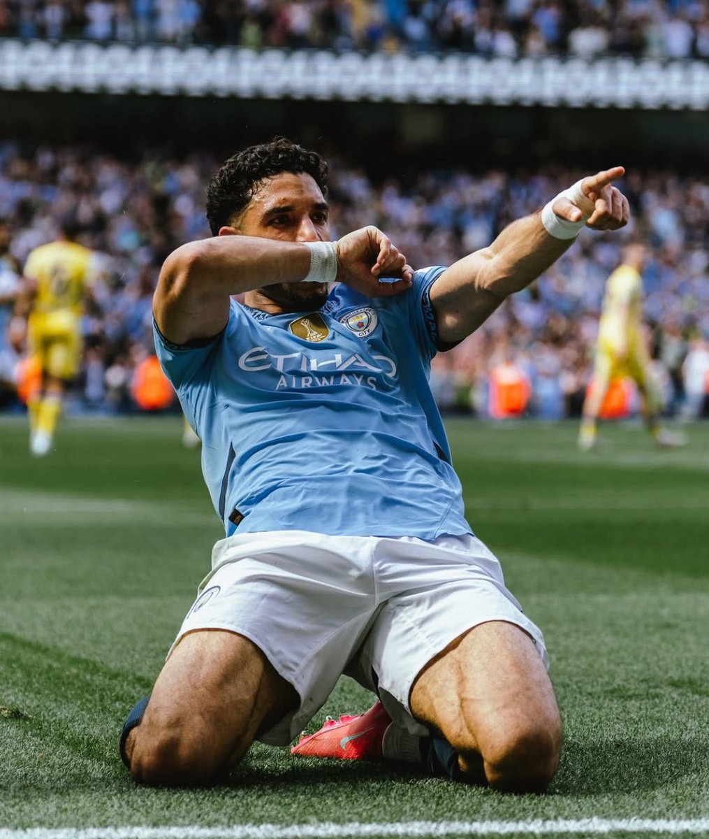💙🇪🇬 Omar Marmoush scores a golazo for Man City making it 7 goals, 2 assists since joining the club in January.