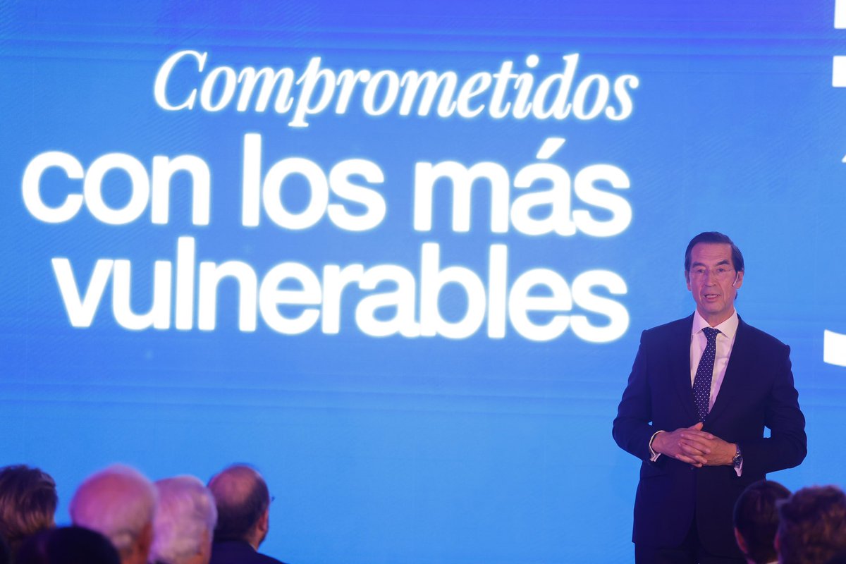 Comunidad de Madrid (@comunidadmadrid) on Twitter photo ✅ El programa de Salud Mental de la Comunidad de Madrid llega en solo dos cursos a 146 centros escolares.
👉 Los consejeros <a href="/blondieconomics/">Rocío Albert</a>, <a href="/EVicianaDuro/">Emilio Viciana</a>, Fátima Matute y <a href="/adavimu/">Ana Davila</a> han asistido al 30º aniversario de la <a href="/FundAKoplowitz/">Fundación Alicia Koplowitz</a>.
+Info: c.madrid/3i0ic ✅ El programa de Salud Mental de la Comunidad de Madrid llega en solo dos cursos a 146 centros escolares.
👉 Los consejeros <a href="/blondieconomics/">Rocío Albert</a>, <a href="/EVicianaDuro/">Emilio Viciana</a>, Fátima Matute y <a href="/adavimu/">Ana Davila</a> han asistido al 30º aniversario de la <a href="/FundAKoplowitz/">Fundación Alicia Koplowitz</a>.
+Info: c.madrid/3i0ic