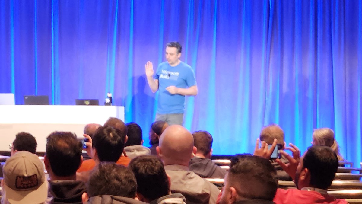 mayunkj's tweet image. 👏 Great turnout for the @AzAppService session at #MSBuild. If you missed it, make sure to catch it on-demand
aka.ms/Build25/BRK200

What&apos;s new:
🚀 Higher ROI with Premium v4
🚀 Enhanced zone resilience
🚀 Streamlined AI integration
&amp;amp; more!! #AzurePaaS #BRK200