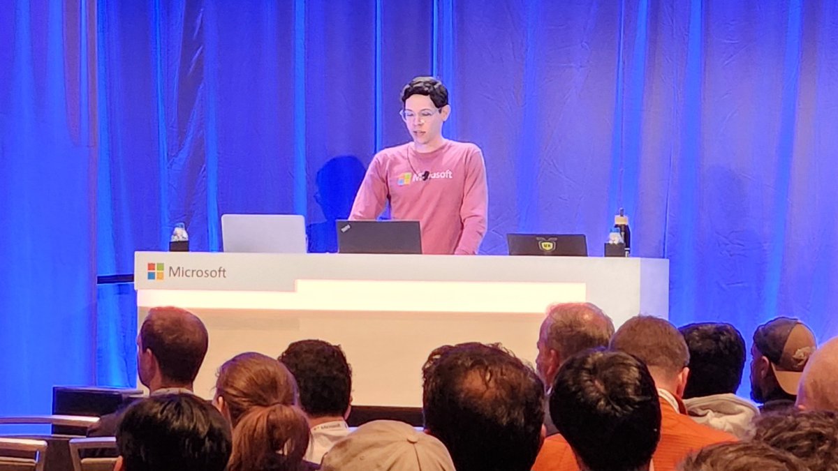 mayunkj's tweet image. 👏 Great turnout for the @AzAppService session at #MSBuild. If you missed it, make sure to catch it on-demand
aka.ms/Build25/BRK200

What&apos;s new:
🚀 Higher ROI with Premium v4
🚀 Enhanced zone resilience
🚀 Streamlined AI integration
&amp;amp; more!! #AzurePaaS #BRK200