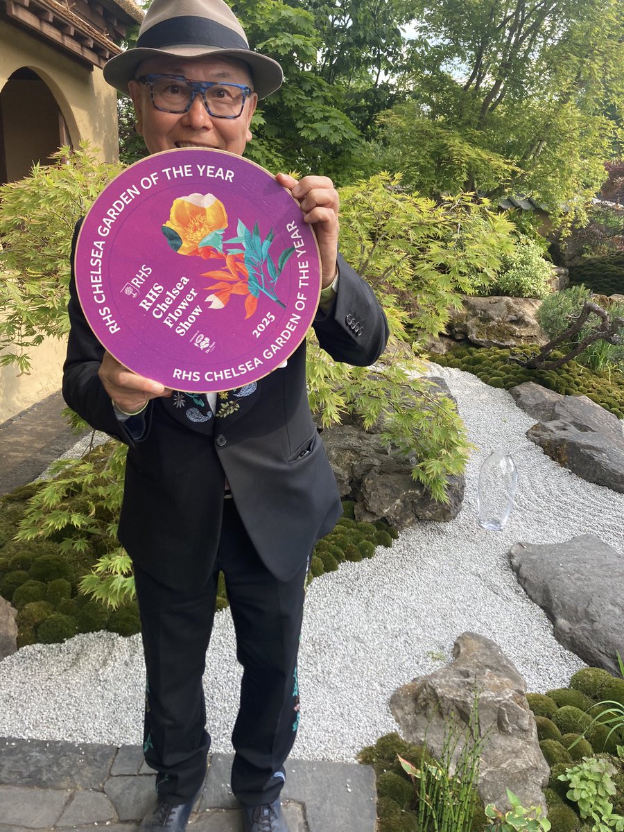 Hiroshi Suzuki tweet media