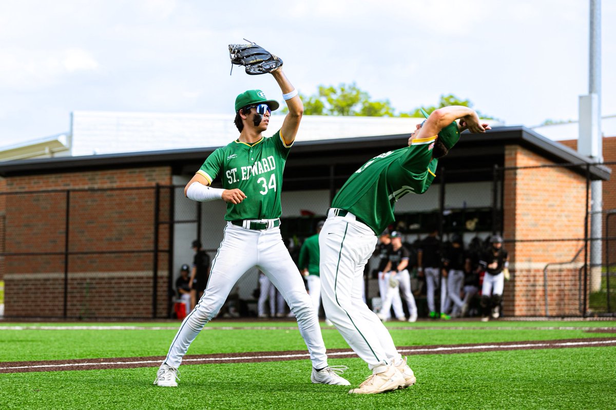 St. Edward Baseball (@sehs_baseball) on Twitter photo Gameday!
🆚 North Royalton
⏰ 5:00 PM
📍 North Royalton HS
#SOAR #RollBirds Gameday!
🆚 North Royalton
⏰ 5:00 PM
📍 North Royalton HS
#SOAR #RollBirds