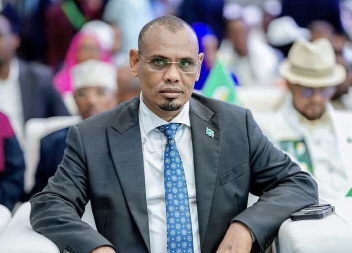 Meel ku sii qorta waakan madaxweynaha bedeli doono <a href="/Laftagareen/">Abdiaziz Hassan Mohamed</a> kaliya waxa uu naga mudan yahay in aan ugu duceeyno xilka culus ee uu qaadi doono.