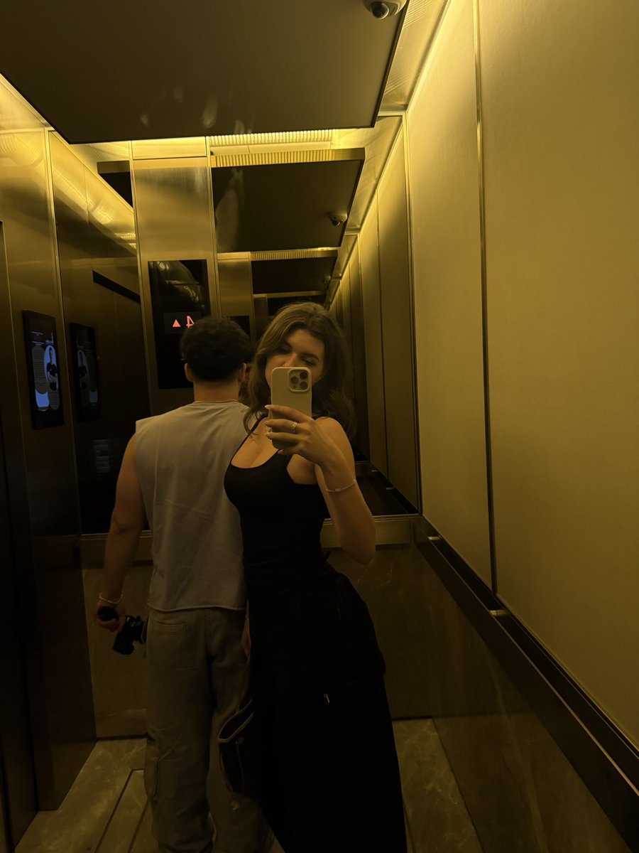 alexandrina_hrt's tweet image. 