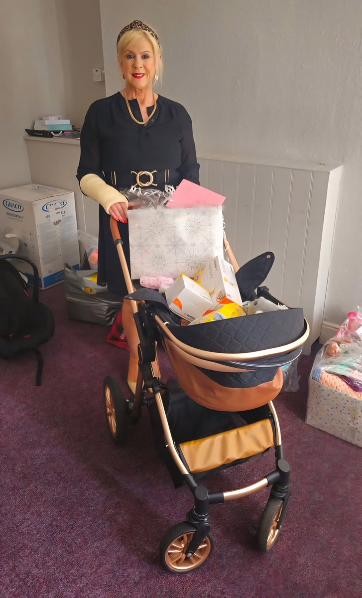 PreciousLifeCom's tweet photo. A big thank you to Betty Bellew and friends, who donated this beautiful pram and baby items to one of our Stanton mums.
🩷💜❤️‍🩹
 #Stantoncare #preciouslife https://t.co/ewKxoZcgir