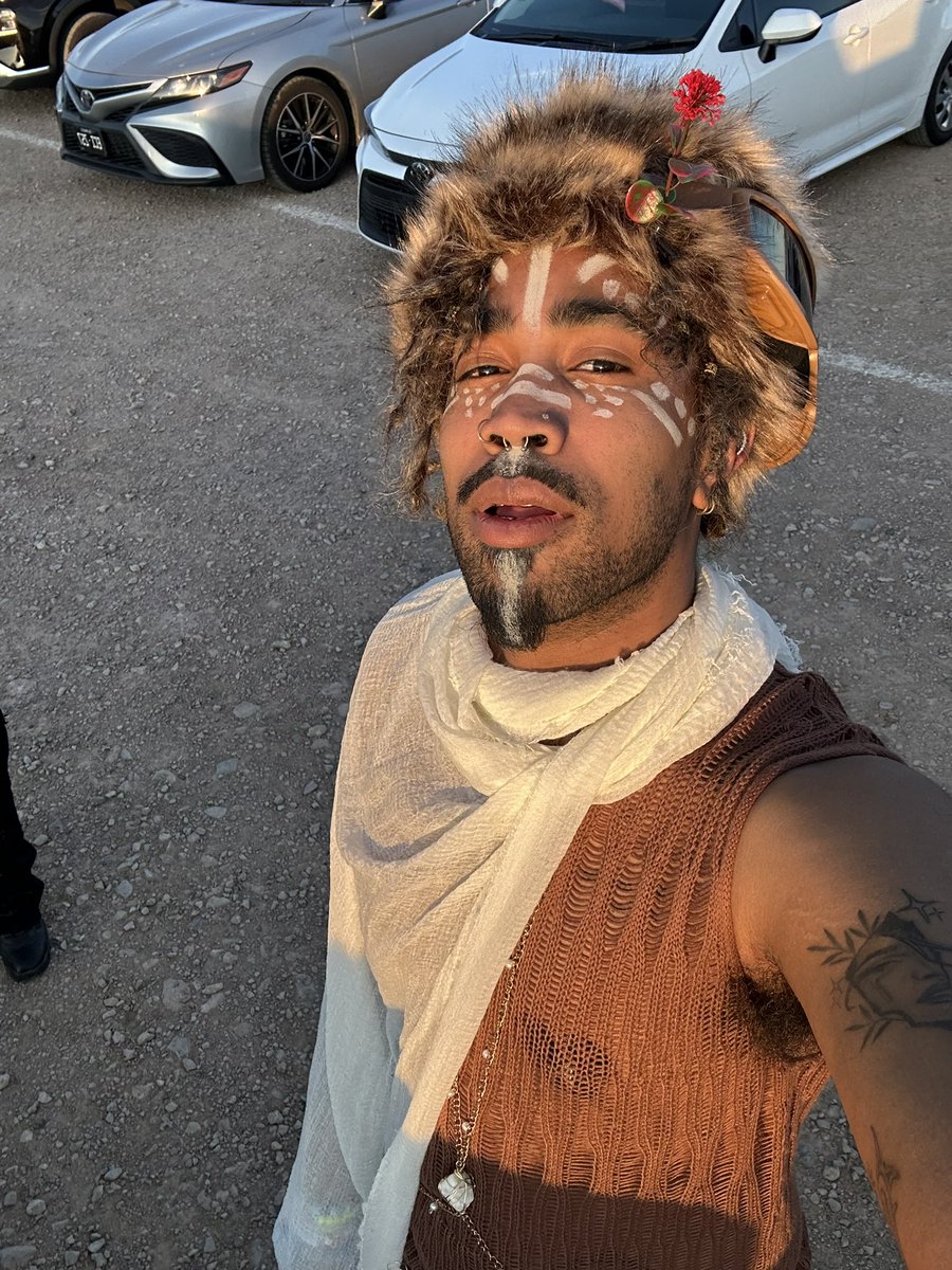 nefelibata_Sol's tweet image. We don’t ask about Day 2… so just focus on the Day 3 fit :3 #edclv