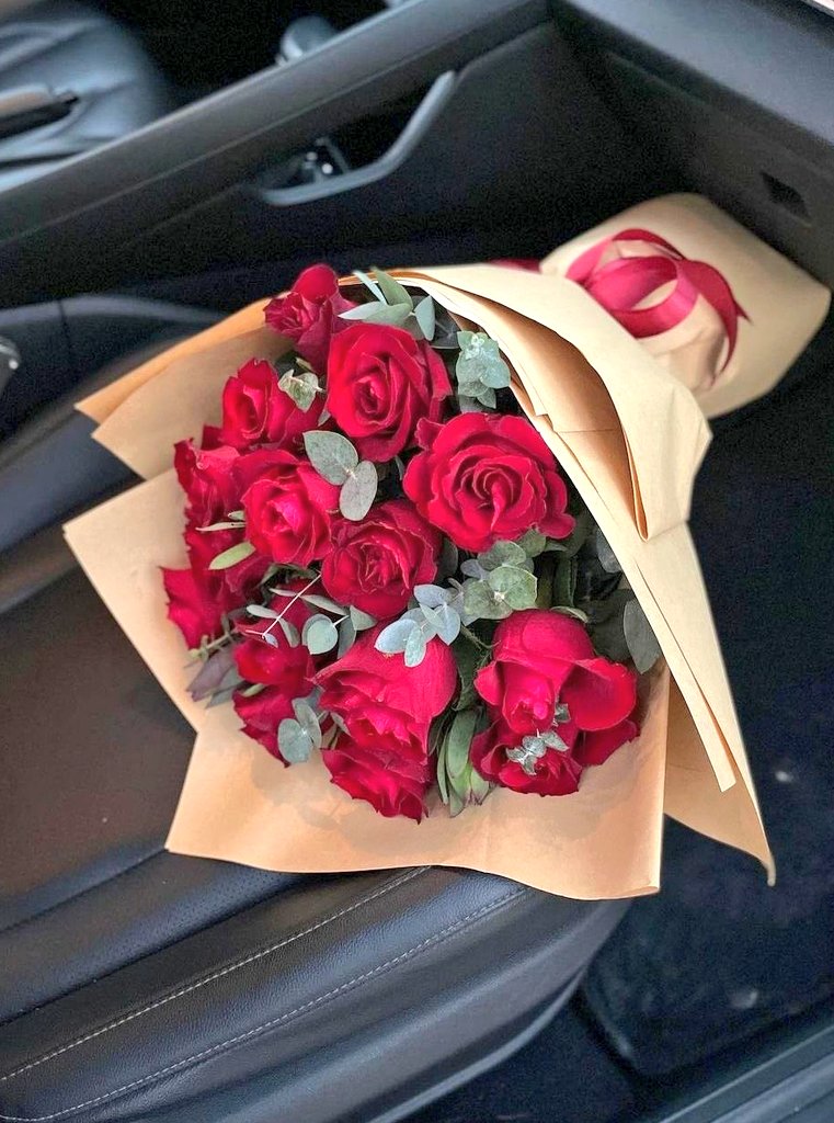 Bu__Gu's tweet photo. Have a Amazing, Rocking, Fun-Filled, Fabulous,
Marvelous, Happy, Healthy Birthday Now and Forever.
Here is Birthday 🎂 Cake, 🎁 Gift, Balloon 🎈🎈 🎉 🎇
Enjoy your rocking birthday party 🎉 fullest.
Warmest wishes to you on your very special day.

@nomadic_shivang 🎂🎉🥂🍫🍬🤍 https://t.co/glpyE4QgIN