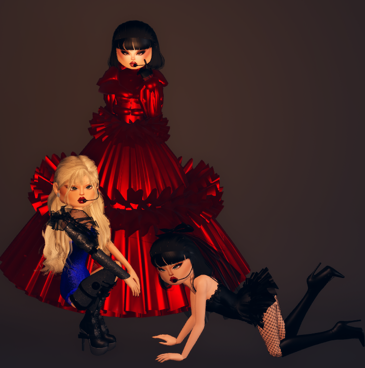RoyaleLuck's tweet photo. Ainda não superamos #gagacabana #DressToImpress https://t.co/e8GC94vnY8