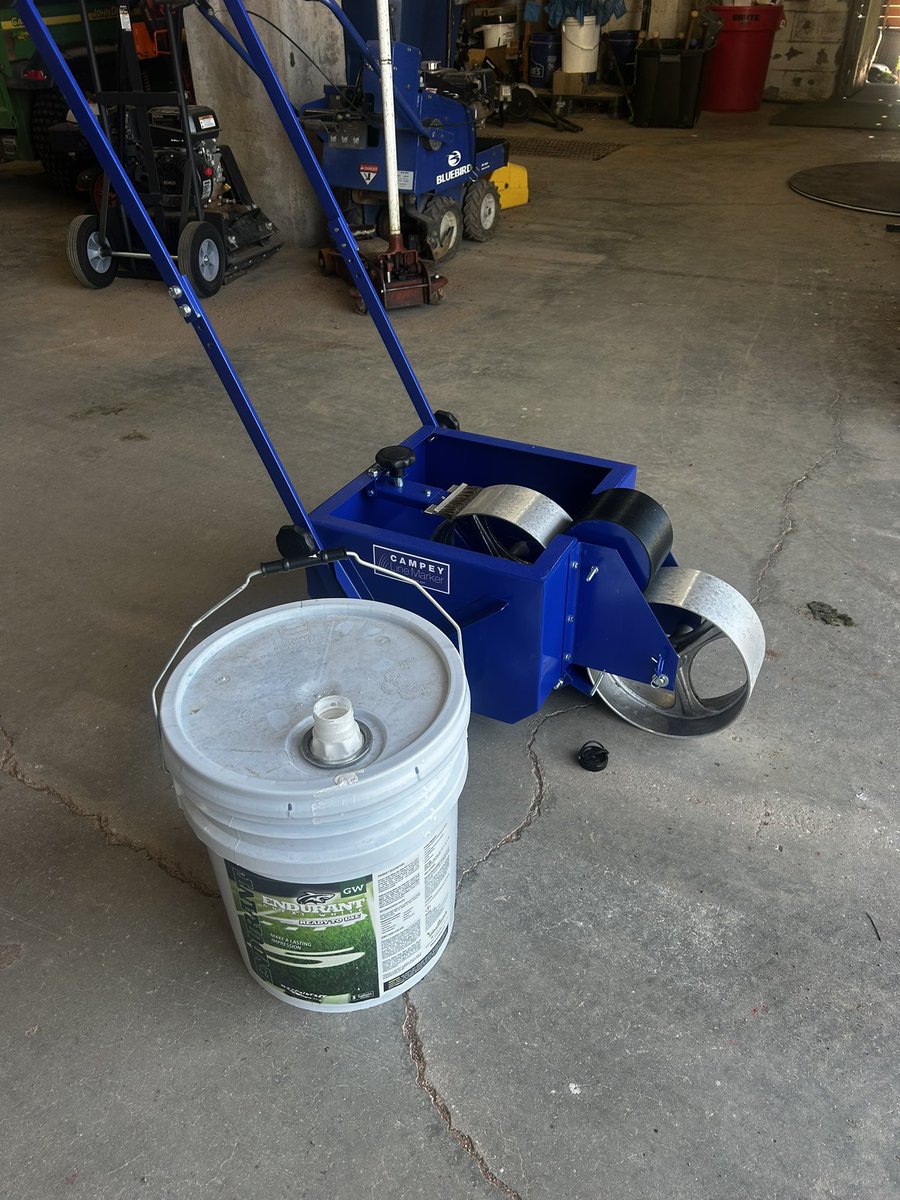 WillColeRSTurf's tweet image. The wheel to wheel from @CampeyTurfCare made its debut in Salem today. Paired with @endurantpaint great white really well. Thank you @genesis_dist and @TraeBrown5218