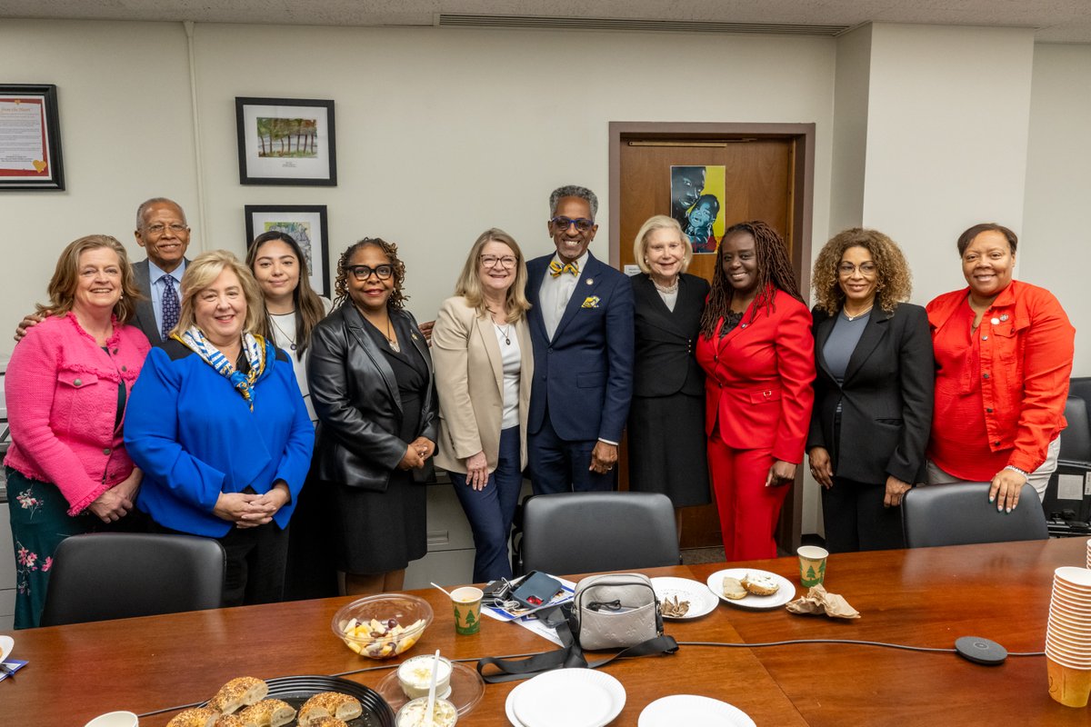 Assembly Member Rebecca Seawright tweet media