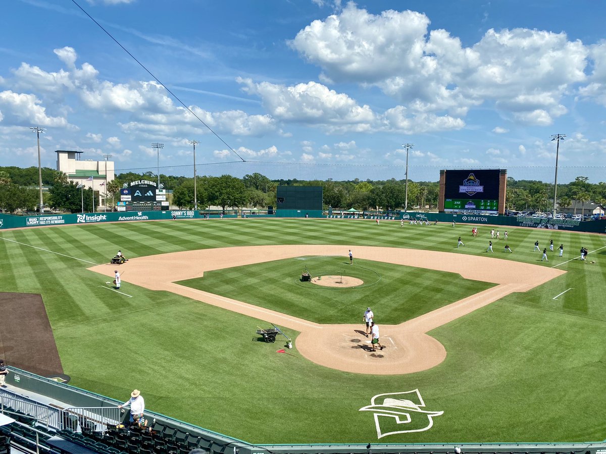 Round 1 in DeLand!
<a href="/UCABearBaseball/">UCA Baseball</a> v Stetson 3:13 pm CST
🎙️📻 : <a href="/TheBear91_3/">The NEW Bear 91.3, KUCA-FM!</a>  airtime 2:53 pm
💻📱:  TuneIn app  /  UCA.edu/KUCA
#BearClawsUp x #FightFinishFaith