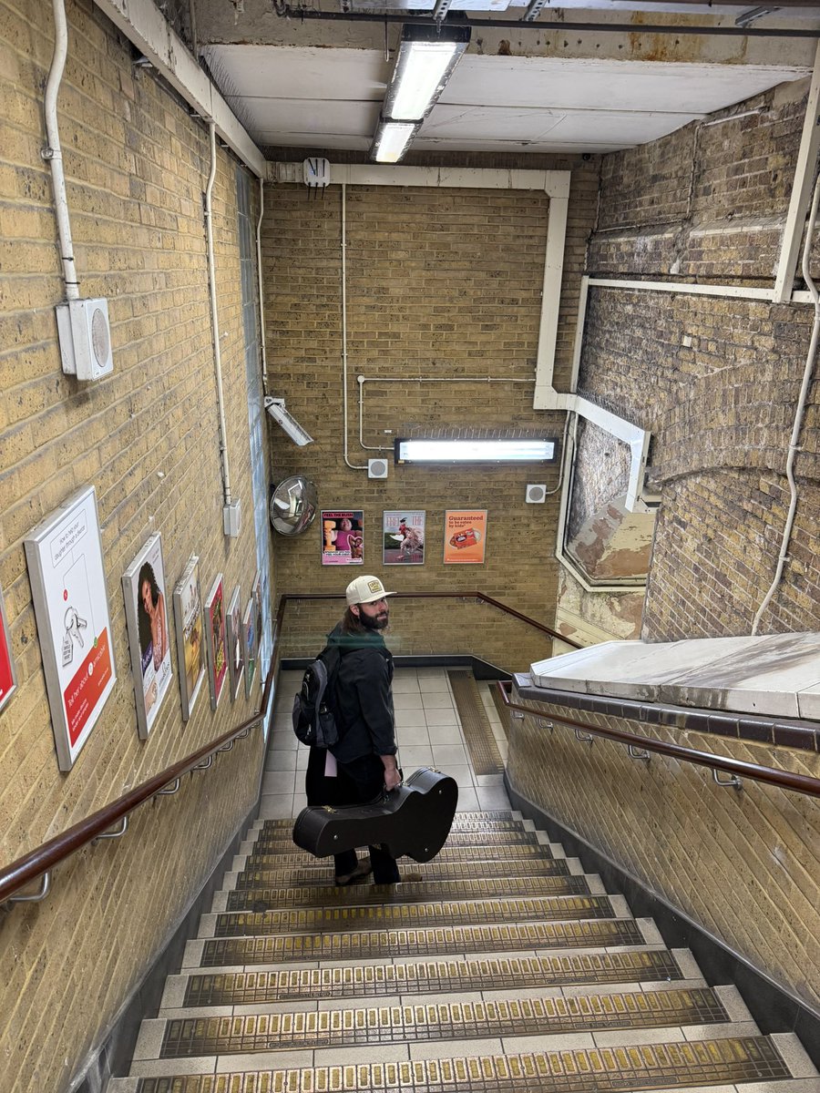 CJSolar's tweet image. A little behind the scenes traveling through London to get to the @halfmoonputney on Sunday! Has been such a fun trip here in the UK so far! Excited for the last few shows at Rodeo’s in Wolverhampton Wednesday night and @buckleandboots in Manchester this weekend!