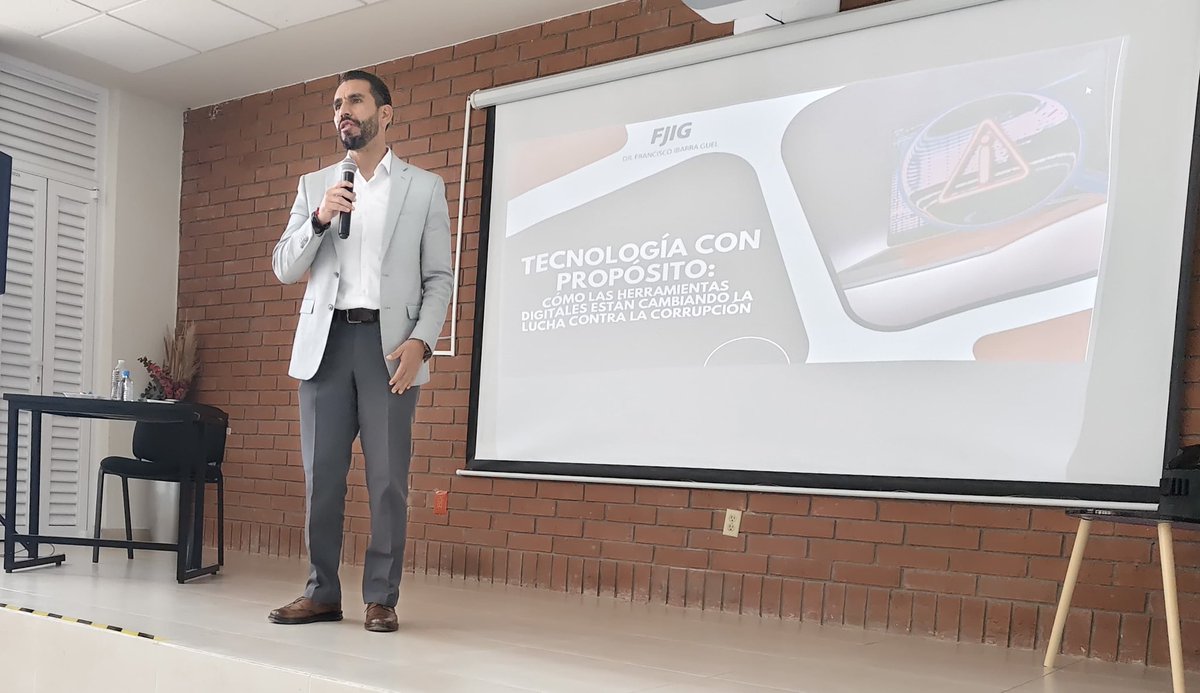 Con herramientas digitales podemos vigilar el uso de recursos públicos y exigir rendición de cuentas. Combatir la corrupción es responsabilidad de todos. ¡Usemos la tecnología para lograrlo! 

Dr. Francisco Javier Ibarra Guel con el tema: “Tecnología con propósito”.