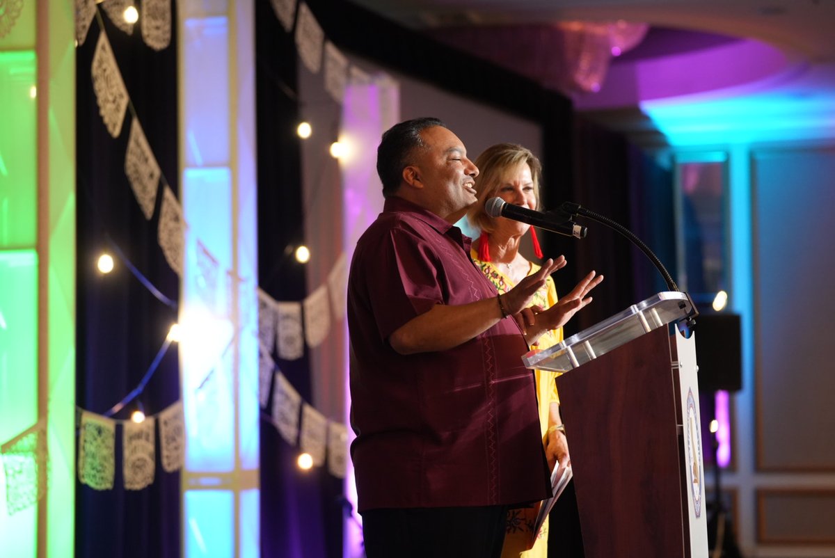 ✨ A Night to Remember! ✨

The California Contract Cities Association proudly celebrated the Installation Dinner of our new President, Brenda Olmos, Vice Mayor of the City of Paramount.

#CCCA  #LocalControl #Paramount #LocalLeadership #AMS