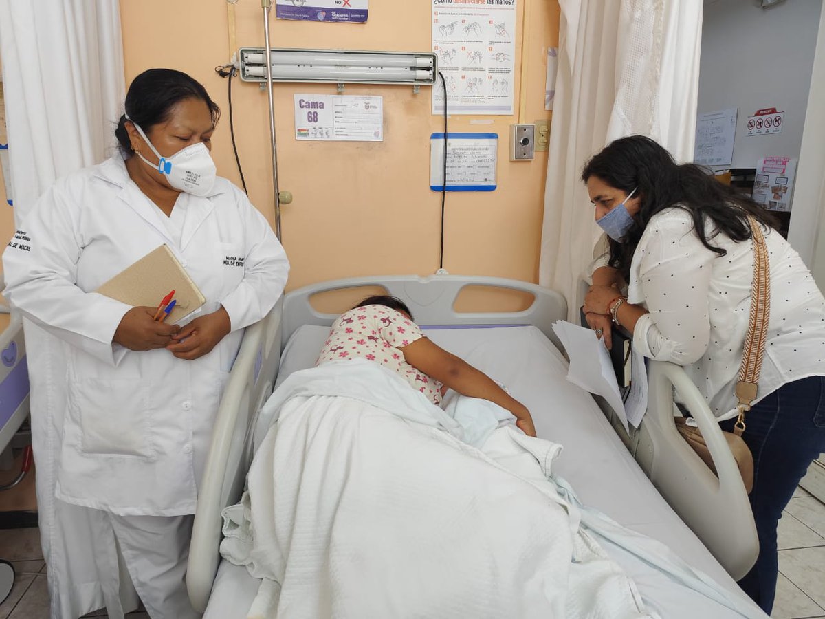 HGeneralMacas's tweet photo. #MSPEnTerritorio | Personal de @Saludcz6oficial, visita el @HGeneralMacas 🏣 para realizar el monitoreo anual de la certificación ESAMyN 🫄🏾, recorren consulta externa, hospitalización, emergencia y se evalúa los conocimientos del personal operativo y administrativo https://t.co/DwBJNyqc2k