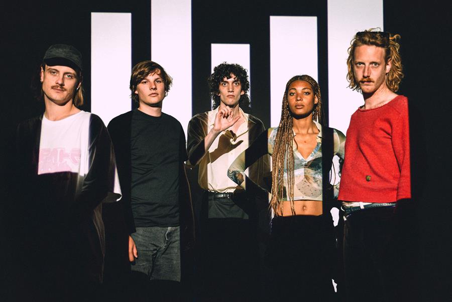 Listen With Monger (@listenwivmonger) on Twitter photo Belgian outfit Lezard have produced one of my favourite tracks of 2025 in the form of brilliant new single 'Pop Pop Pop Pop Pop Pop Pop Stop' out now via <a href="/MaywayR/">Mayway Records</a>: listenwithmonger.blogspot.com/2025/05/lezard… Belgian outfit Lezard have produced one of my favourite tracks of 2025 in the form of brilliant new single 'Pop Pop Pop Pop Pop Pop Pop Stop' out now via <a href="/MaywayR/">Mayway Records</a>: listenwithmonger.blogspot.com/2025/05/lezard…