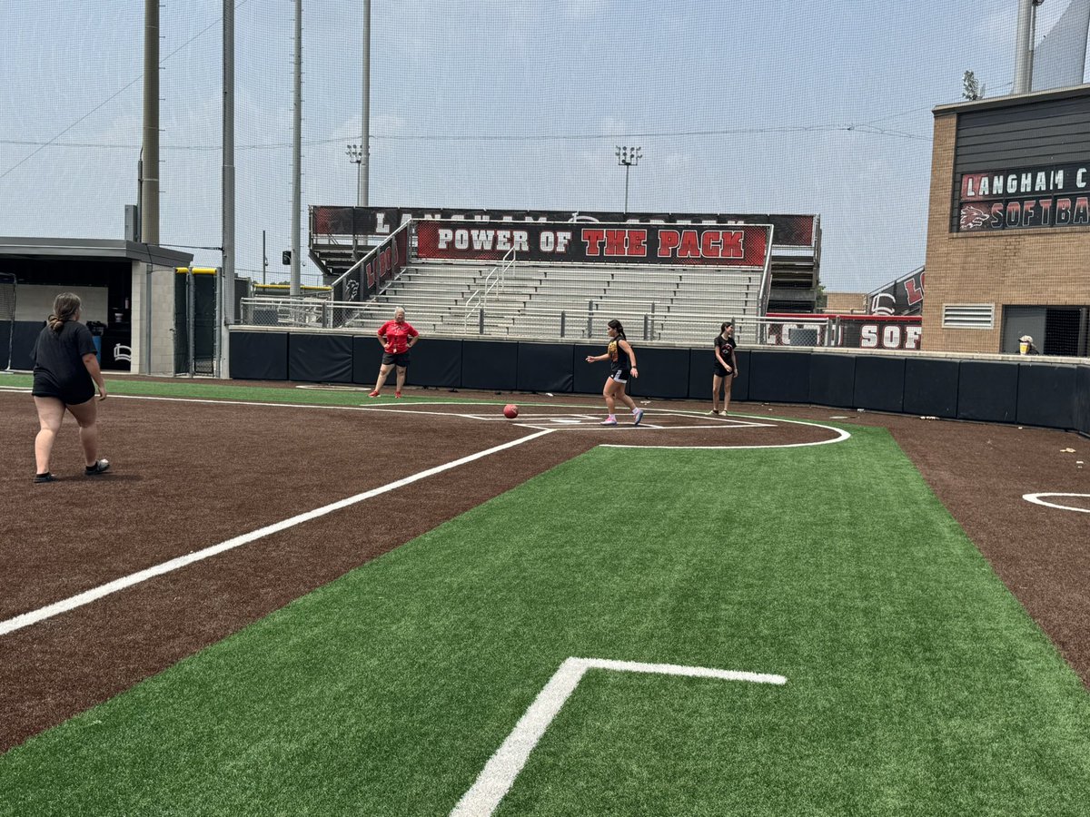 LCHS Women's Soccer (@langhamwsoccer) on Twitter photo We enjoyed the competition both with <a href="/MonicaMcclend16/">LC Lobo Softball</a> and <a href="/LanghamWbb/">LanghamWBB</a>!
⚽️🥎🏀🐾🐺
<a href="/langhamcreekhs/">Langham Creek High</a> <a href="/lchsabc/">LC Athletic Boosters</a> <a href="/CFISDAthletics/">CFISDAthletics</a> We enjoyed the competition both with <a href="/MonicaMcclend16/">LC Lobo Softball</a> and <a href="/LanghamWbb/">LanghamWBB</a>!
⚽️🥎🏀🐾🐺
<a href="/langhamcreekhs/">Langham Creek High</a> <a href="/lchsabc/">LC Athletic Boosters</a> <a href="/CFISDAthletics/">CFISDAthletics</a>