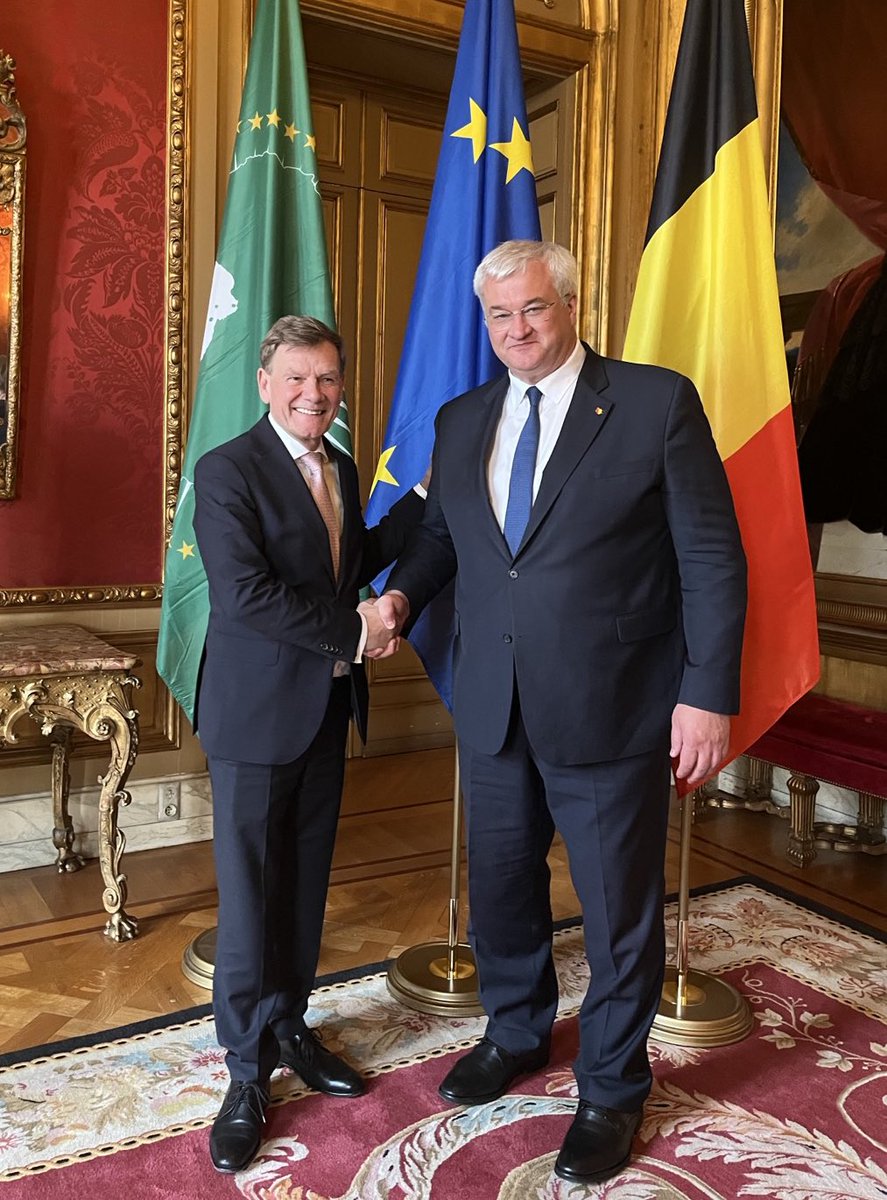 Andrii Sybiha ๐บ๐ฆ (@andrii_sybiha) on Twitter photo Good to meet with <a href="/AussenMinDE/">Johann Wadephul</a> to discuss Germanyโs crucial role in supporting Ukraine and strengthening Europe. We welcome the decisiveness of the new government led by Chancellor Merz. I stressed the importance of increasing pressure on Moscow to move the peace process forward. Good to meet with <a href="/AussenMinDE/">Johann Wadephul</a> to discuss Germanyโs crucial role in supporting Ukraine and strengthening Europe. We welcome the decisiveness of the new government led by Chancellor Merz. I stressed the importance of increasing pressure on Moscow to move the peace process forward.