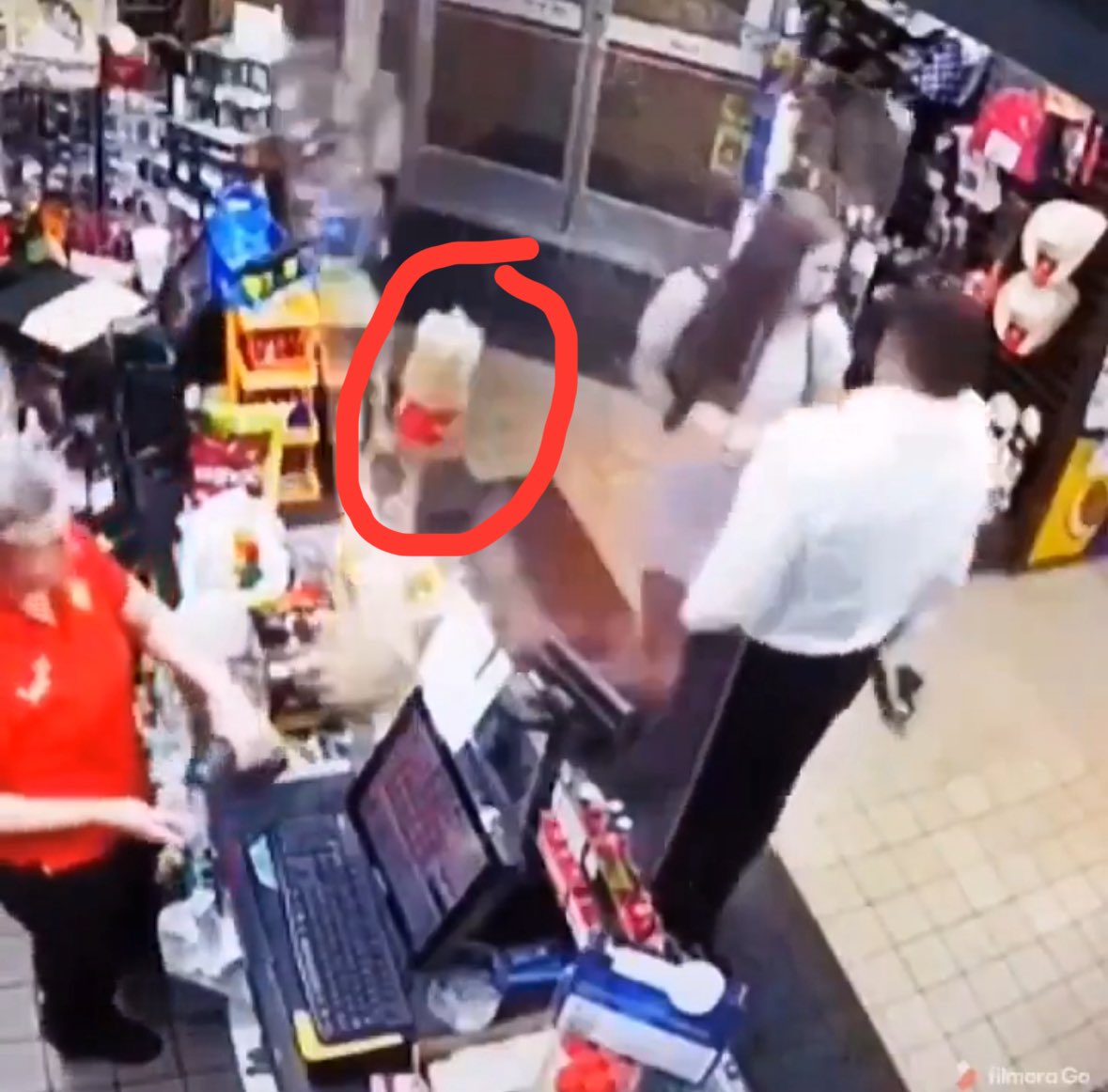 FigManFlex tweet media