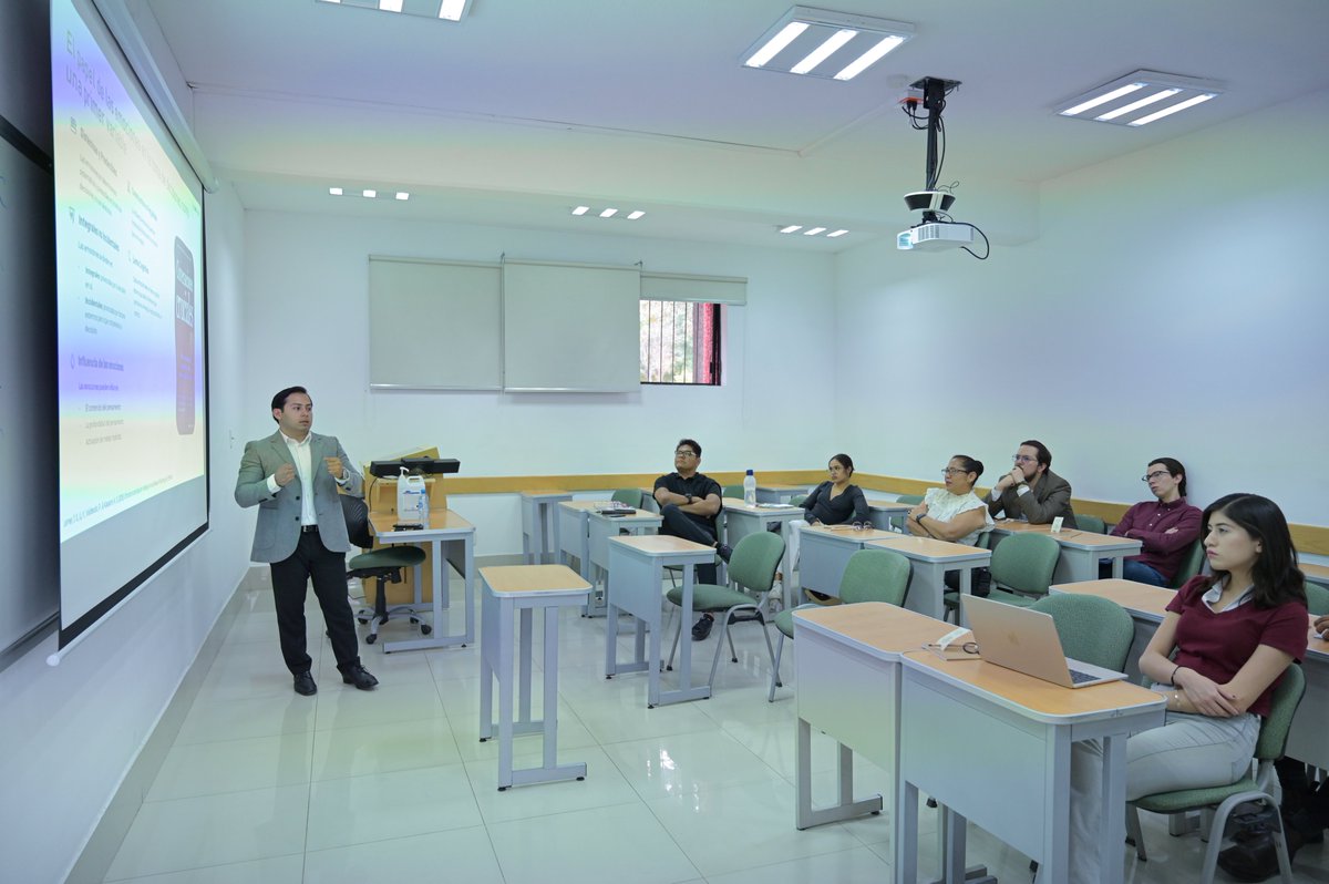 CDP_UDLAP's tweet photo. En el Centro de Desarrollo Profesional UDLAP promovemos eventos para que estudiantes y egresados enriquezcan sus conocimientos y fortalezcan su perfil profesional. Master Class impartida por Traffic Light. Consulta más eventos en: https://t.co/e8cB3AeP9W #TalentoUDLAP #CDPUDLAP https://t.co/37GFqAQc2A