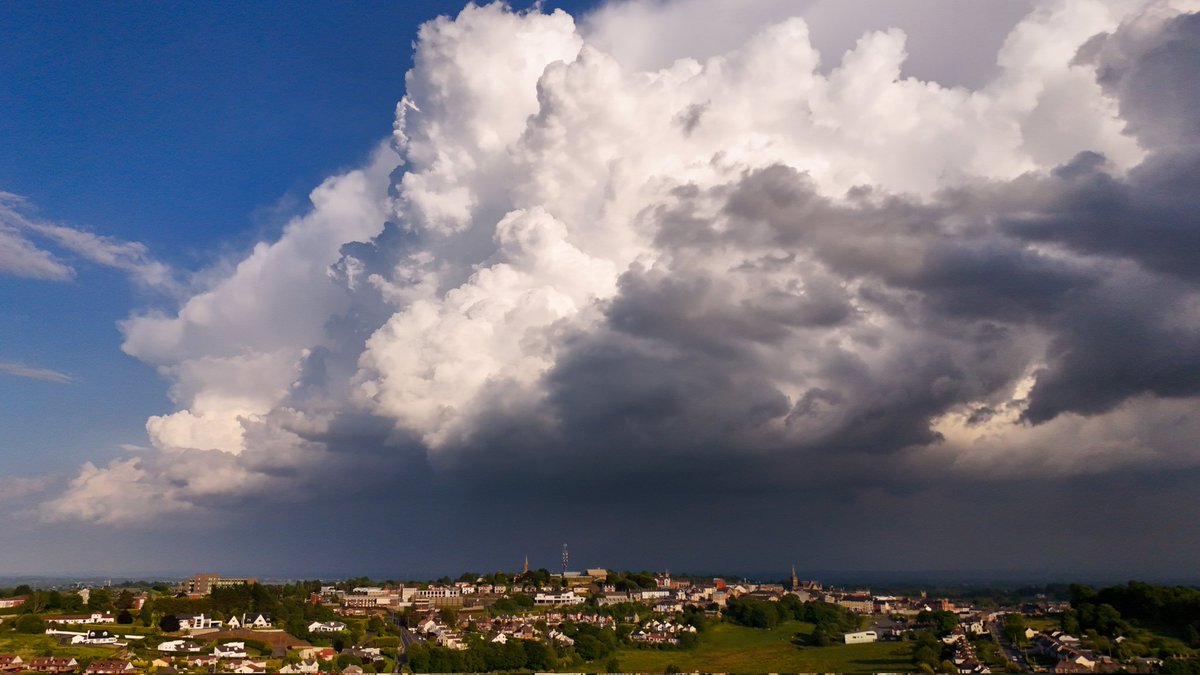 ChasingElements's tweet photo. I've waited along time for this. Finally a thunderstorm. 
Thunderstorm approaching Dungannon today
@WeatherCee @barrabest https://t.co/xFOeLBUSd3