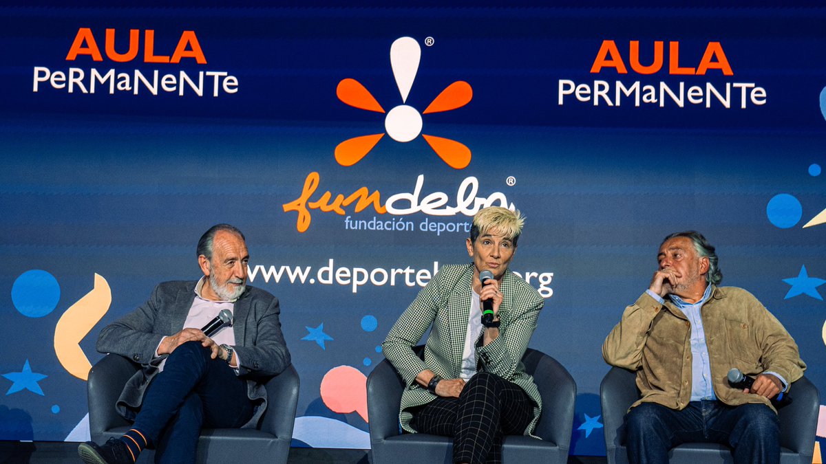 fundeba's tweet photo. 🧡𝐀𝐔𝐋𝐀 𝐏𝐄𝐑𝐌𝐀𝐍𝐄𝐍𝐓𝐄 𝐒𝐀𝐍 𝐈𝐒𝐈𝐃𝐑𝐎🧡

🤩En el segundo coloquio estuvimos hablando de los padres y madres en el deporte de sus hijos. https://t.co/ShEWIk7sIH