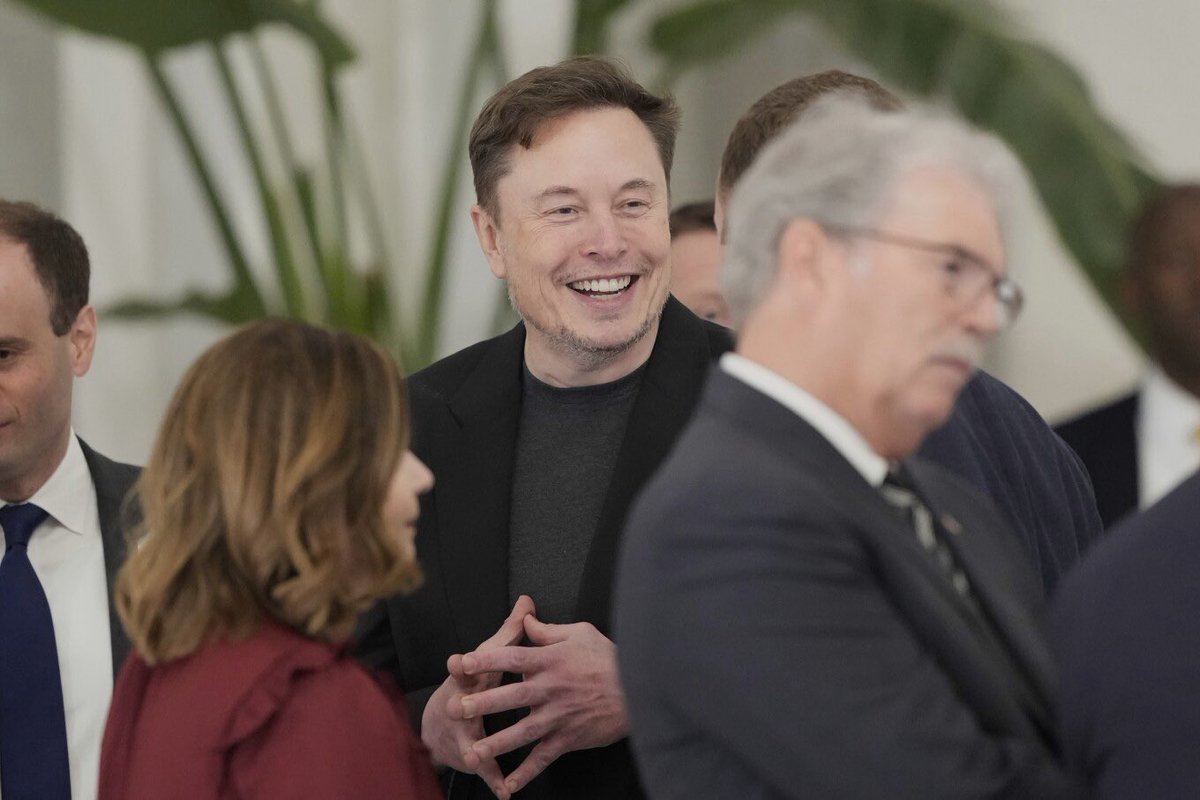 rjfoley's tweet image. Elon Musk says he will cut back on political spending after heavily backing Trump in 2024 apnews.com/article/elon-m…