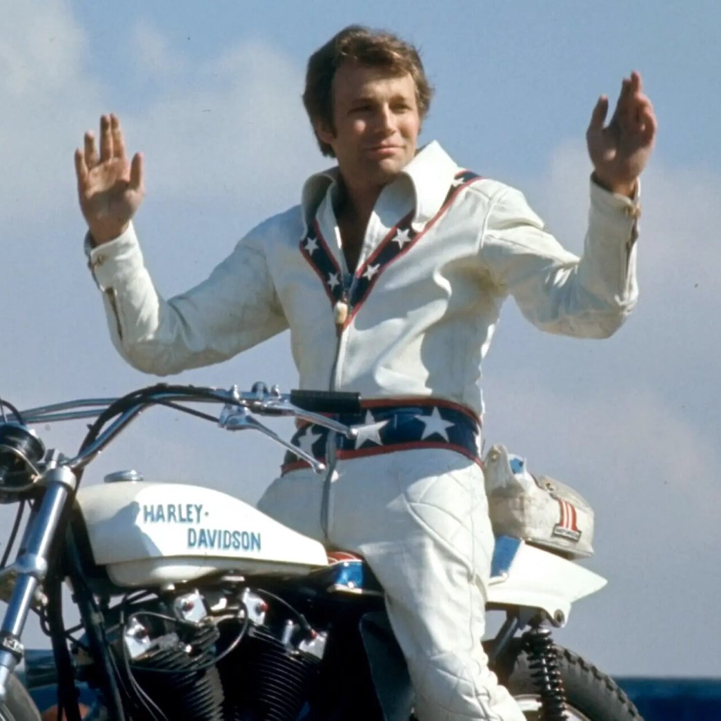 Damien Chazelle's 'Evel Knievel' project is currently on hold because a deal was not reached to get Leonardo DiCaprio to star

(Source: Deadline)