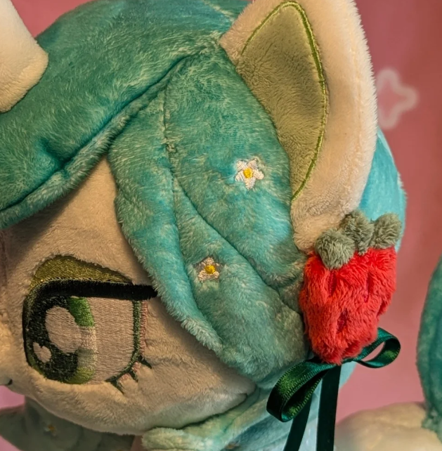 LimeyPi's tweet photo. details ~🍓❤️ https://t.co/PVqBqpOjvS