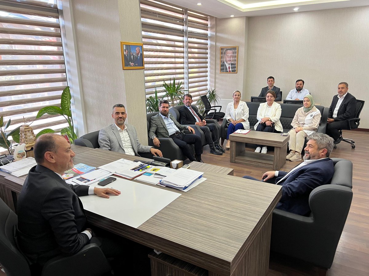Haftalık Olağan Yürütme Kurulu Toplantımız, İlçe Başkanımız <a href="/ekremyuce06/">Dr. Ekrem Yüce</a> başkanlığında gerçekleştirildi.

<a href="/akpartiankara/">AK Parti Ankara</a>
<a href="/hakanhanozcan/">Hakan Han ÖZCAN 🇹🇷</a>