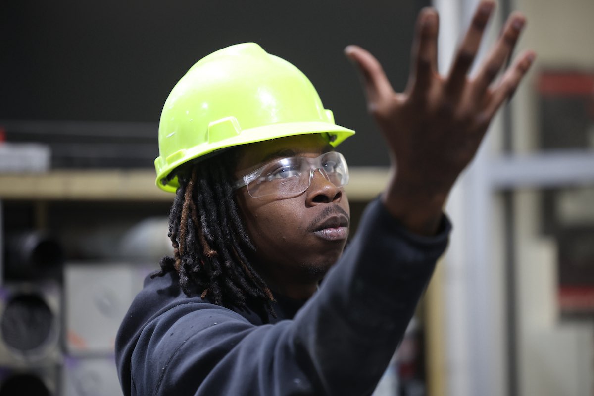 Meet Ahjhir “AJ” Jones—a testament to resilience and determination. AJ found his path at LEAD Charter School, where genuine support and the YouthBuild model transformed his life. mbknewark.org/updates-1/blue…