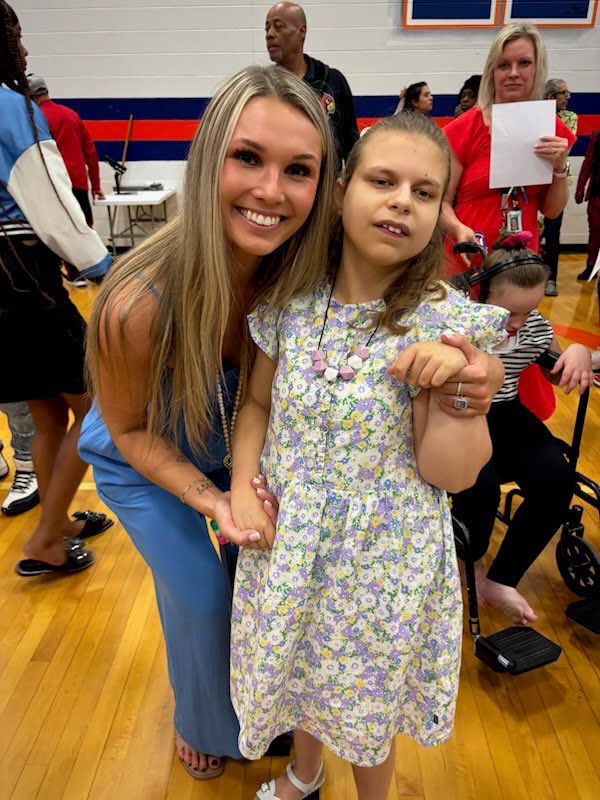 Mackenzie Mahler tweet media