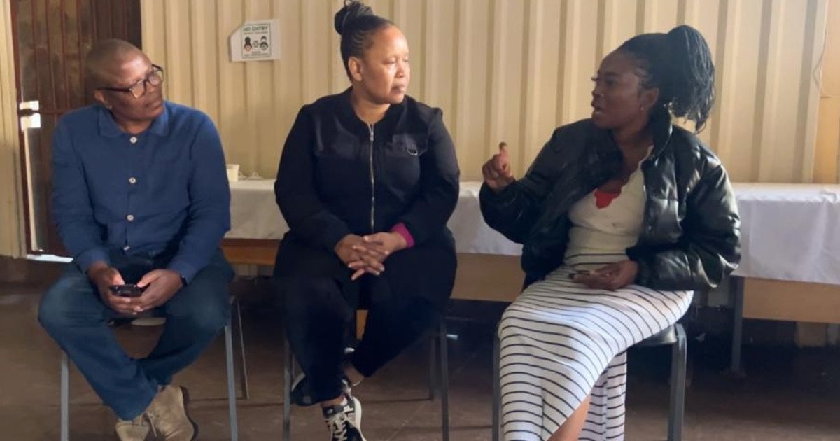 The LRS Facilitation Toolkit offers practical exercises to explore power &amp; inequality in daily life.

Featured: Role Play as a Feminist Popular Education Tool 
Head. Heart. Hands. 

See role play in action 👉 bit.ly/3H2SsLa

Full toolkit 👉 bit.ly/4jaKqNu