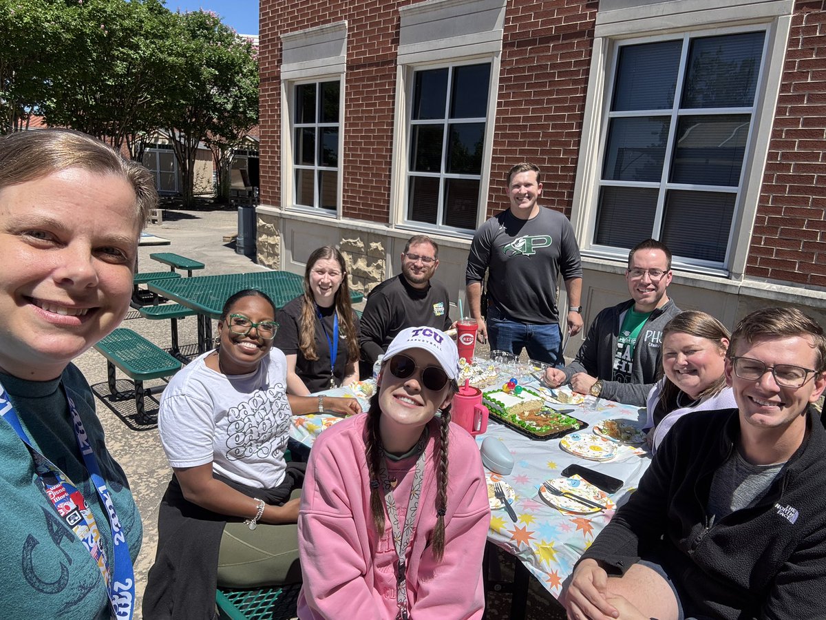 Crystal Chamberlain tweet media