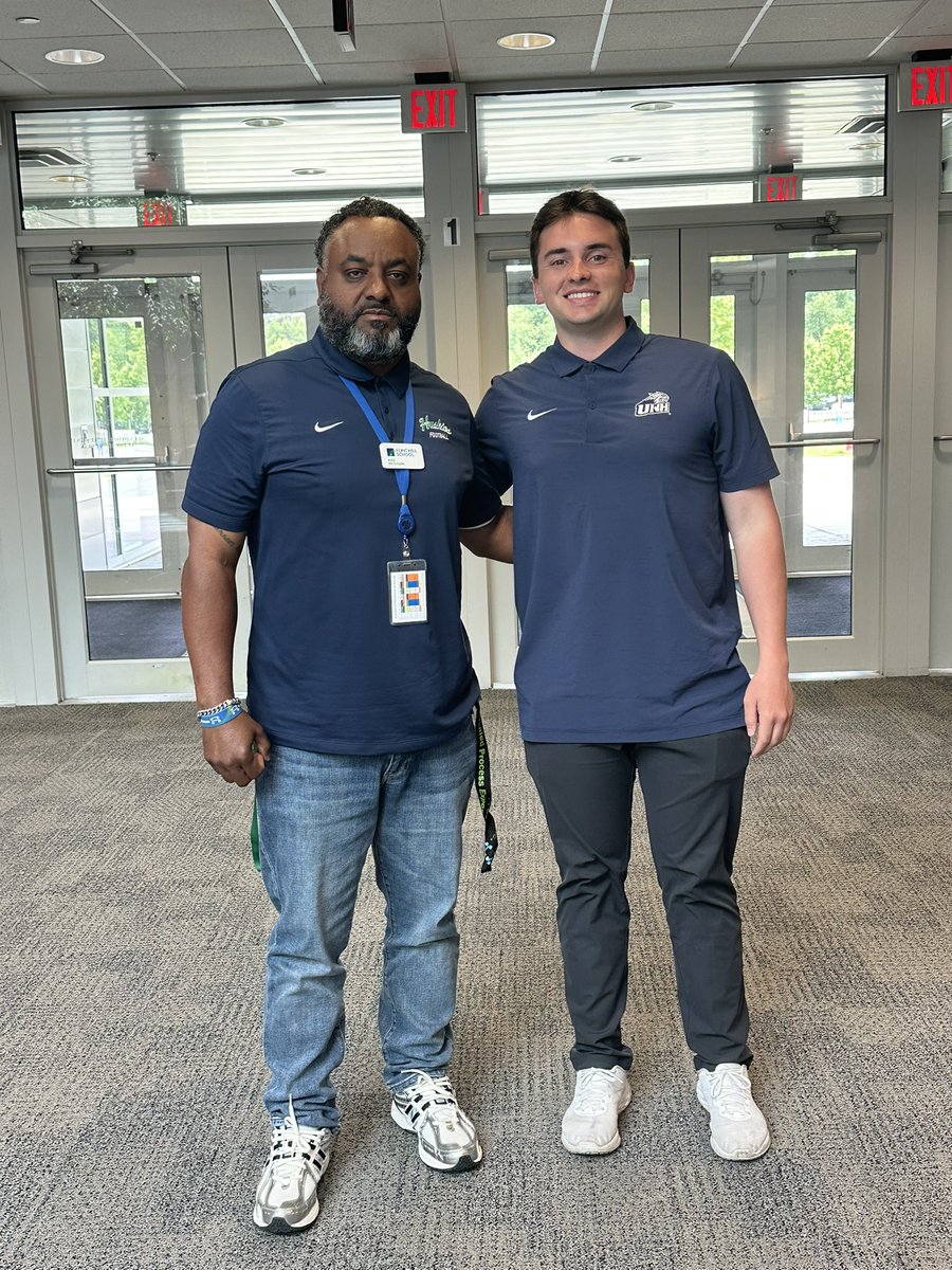 Coach P 🍎🏈📚🎓CoachesHelpingCoaches (@coachp_eterson) on Twitter photo Thanks <a href="/UNH_Football/">New Hampshire Football</a> <a href="/RyanVanSchelven/">Ryan VanSchelven</a> for stopping by and chopping it up about <a href="/FlintHillFball/">Flint Hill Football</a>
#CAT2CLU6 | #BuiltEachDay
#SparkTheFlint💥 Thanks <a href="/UNH_Football/">New Hampshire Football</a> <a href="/RyanVanSchelven/">Ryan VanSchelven</a> for stopping by and chopping it up about <a href="/FlintHillFball/">Flint Hill Football</a>
#CAT2CLU6 | #BuiltEachDay
#SparkTheFlint💥