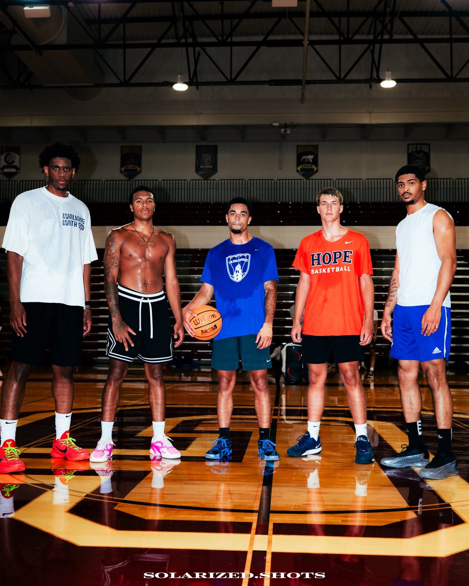 Session 2 Champs 🏆

Team 1 led the way in wins, and capped off the night as champs vs Team 4. 

Was one of the most competitive runs yet! — Session 3 next week. 👀