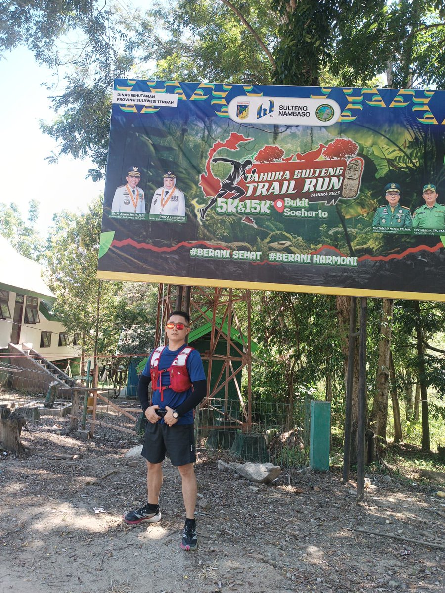 ChrisToralawe's tweet photo. Lari lintas alam di Bukit Soeharto Palu
#trailrunning #pibarunner #fighter #kapopo #trailrunner #atlit #sports #forest #sulteng #jungle #palu #tahura #runner #running #tahurasulteng #olahraga #hutanlindung #rimba #trailrunners #sport #mountain #gunung #petarung #trailrun #run https://t.co/POVGXJ1s98