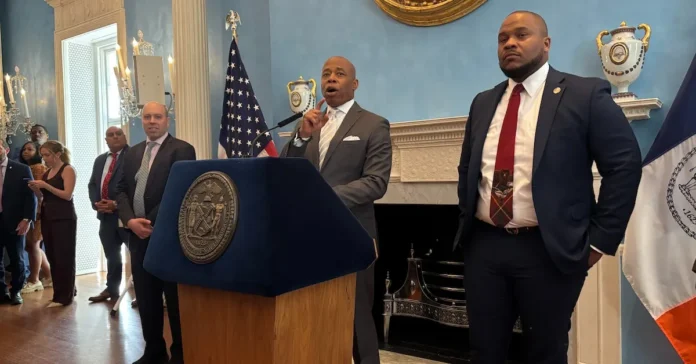 🚨 BREAKING: "Criptovalute a New York: Appello degli imprenditori per abolire il BitLicense"