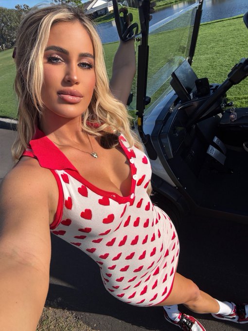 Watch Karin Hart's leaked NSFW photo on TwXstars