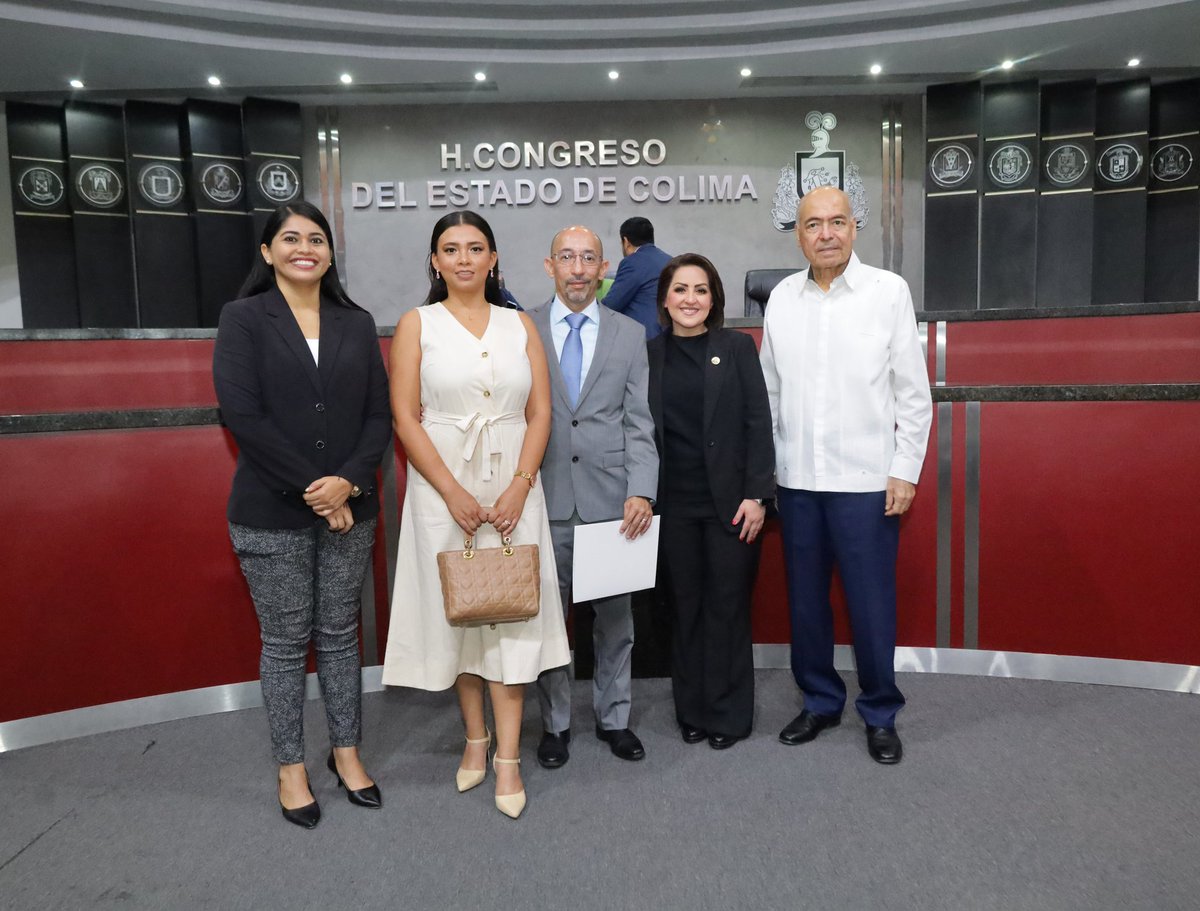 Sesión Solemne para la entrega del #Premio Estatal de #Psicología 2025
📌 #Congreso del Estado de #Colima 🏆🏅 

🥳Muchas felicidades a las personas galardonadas‼️🎉