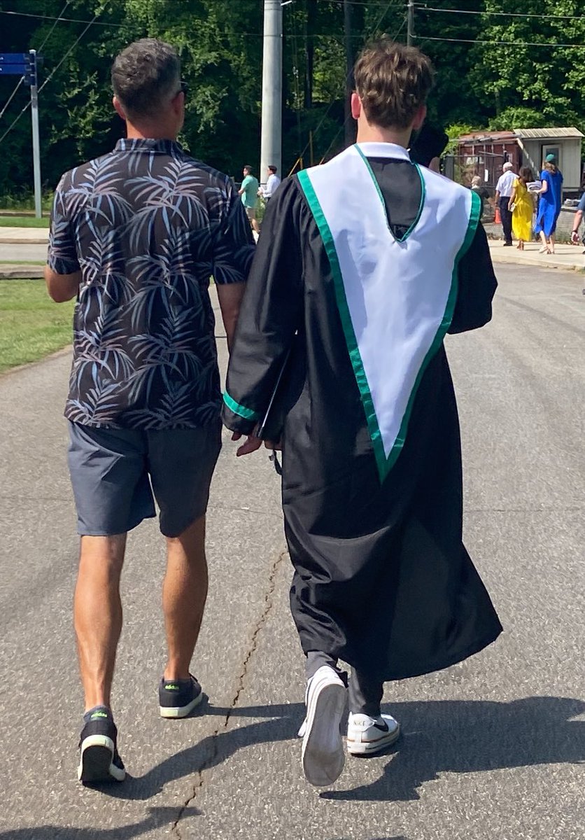 Danny Borrell tweet media